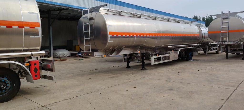 Oil tank trailer